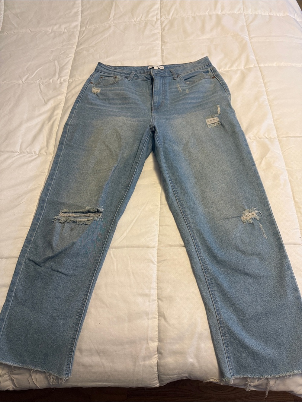Light Blue Women's Distressed Straight-Leg Jeans